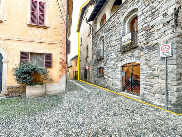 casa indipendente in vendita a Cannobio