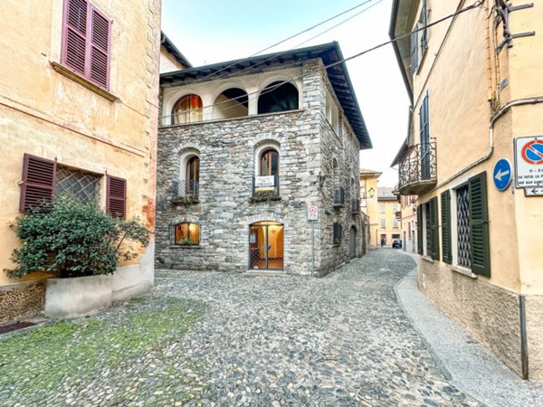 casa indipendente in vendita a Cannobio