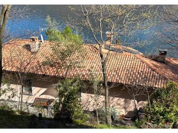 casa indipendente in vendita a Cannobio