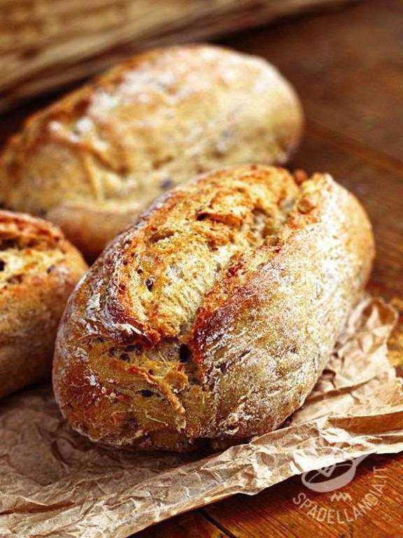 negozio in vendita a Cannobio