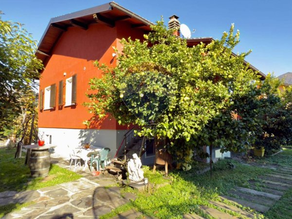 casa indipendente in vendita a Cannobio