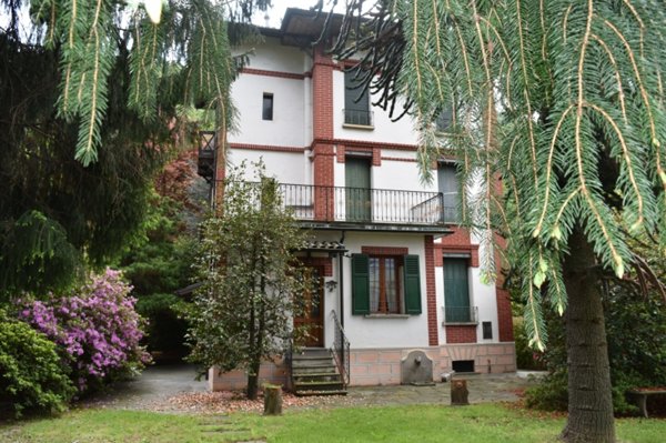 casa indipendente in vendita a Cannobio