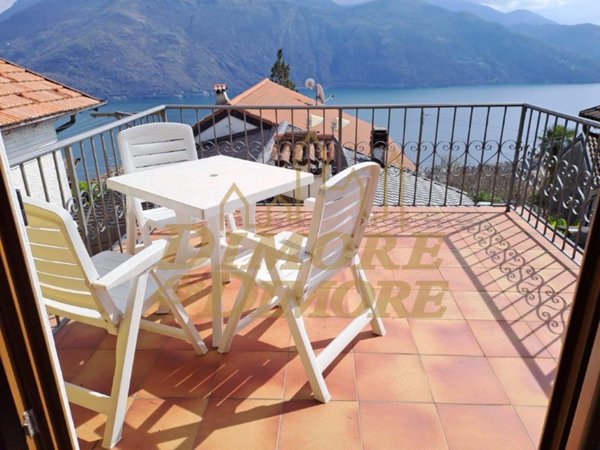 casa indipendente in vendita a Cannobio in zona Sant'Agata