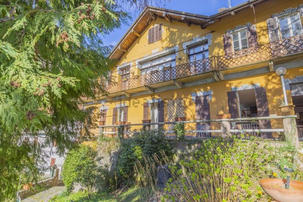 casa indipendente in vendita a Cannobio