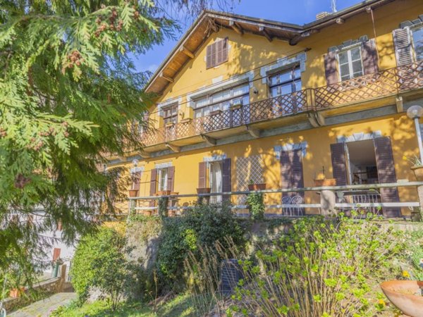 casa indipendente in vendita a Cannobio