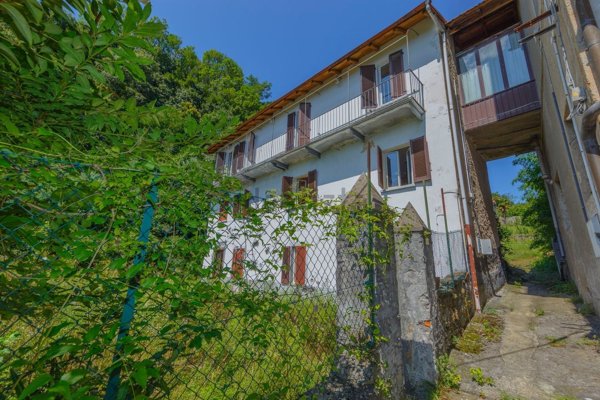 casa indipendente in vendita a Cannobio