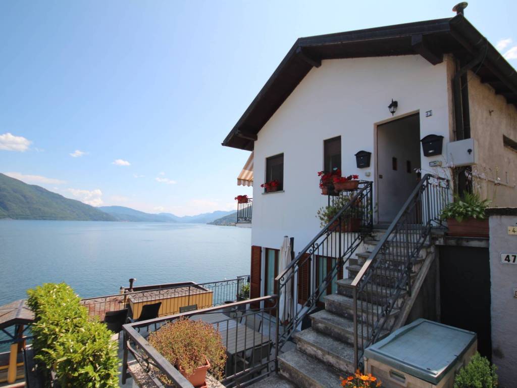 appartamento in vendita a Cannobio