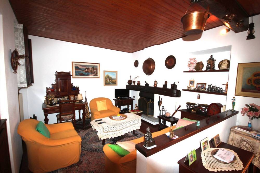 casa indipendente in vendita a Cannobio