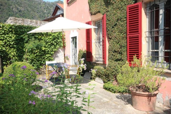 casa indipendente in vendita a Cannobio in zona Traffiume