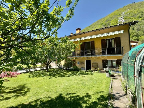 casa indipendente in vendita a Cannobio
