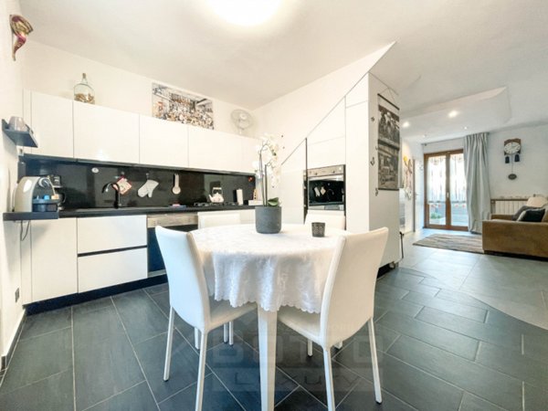 casa indipendente in vendita a Cannobio