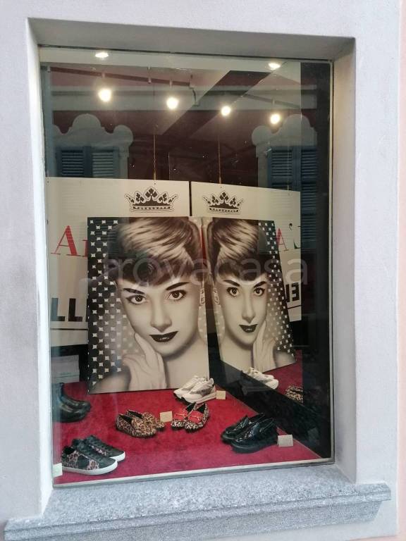 negozio in vendita a Cannobio