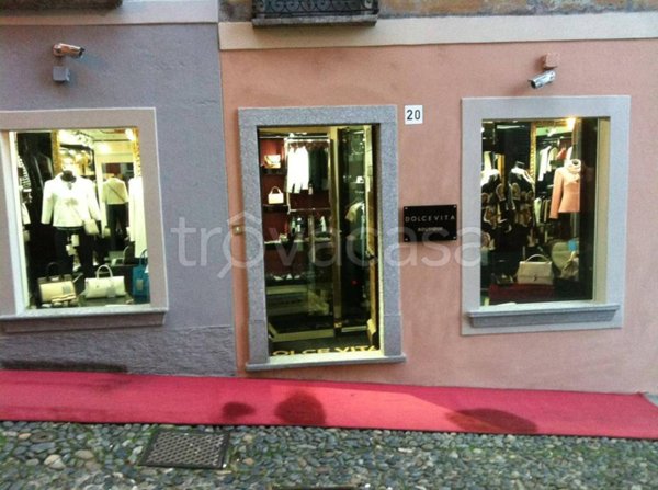negozio in vendita a Cannobio