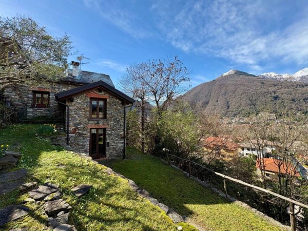 casa indipendente in vendita a Cannobio