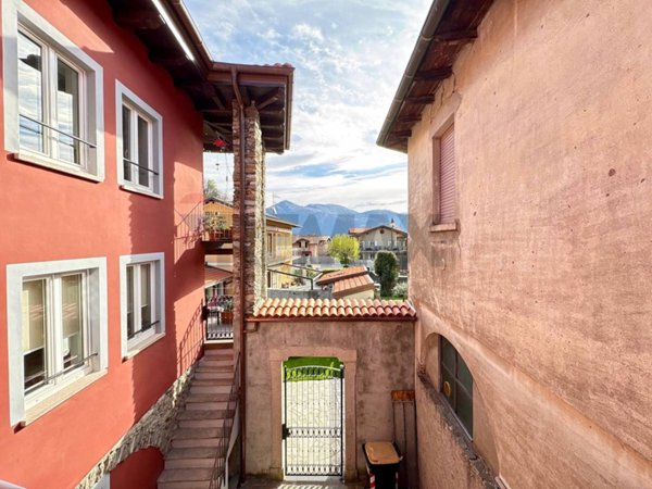 appartamento in vendita a Cannobio in zona Traffiume