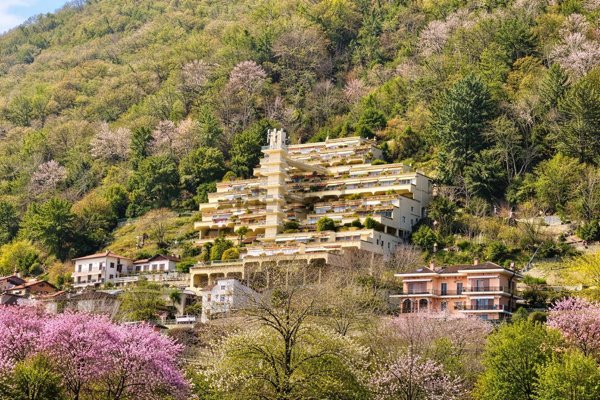 appartamento in vendita a Cannobio in zona Traffiume
