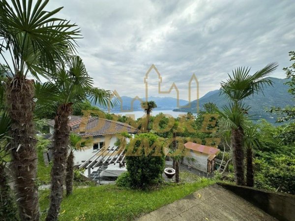 casa indipendente in vendita a Cannobio in zona Sant'Agata