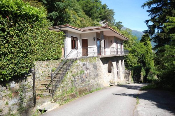 casa indipendente in vendita a Cannobio
