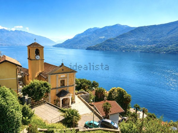 casa indipendente in vendita a Cannobio in zona Sant'Agata