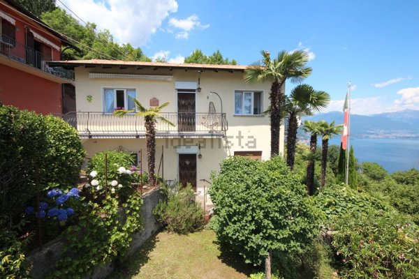 casa indipendente in vendita a Cannobio in zona Sant'Agata