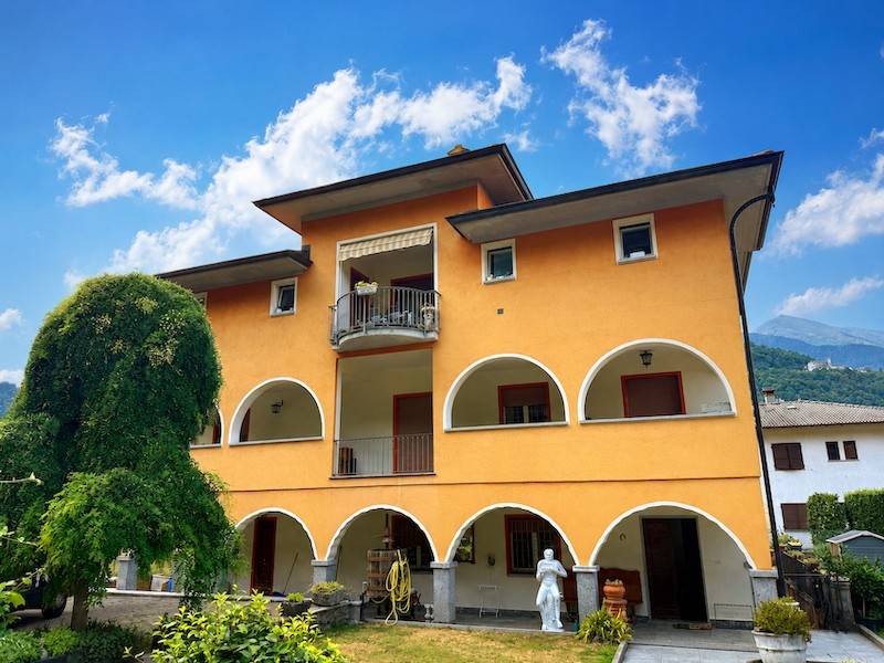 casa indipendente in vendita a Cannobio