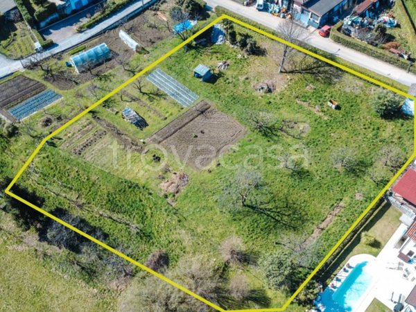 terreno edificabile in vendita a Cannobio in zona Traffiume