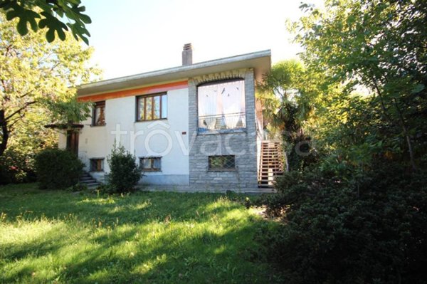 casa indipendente in vendita a Cannobio