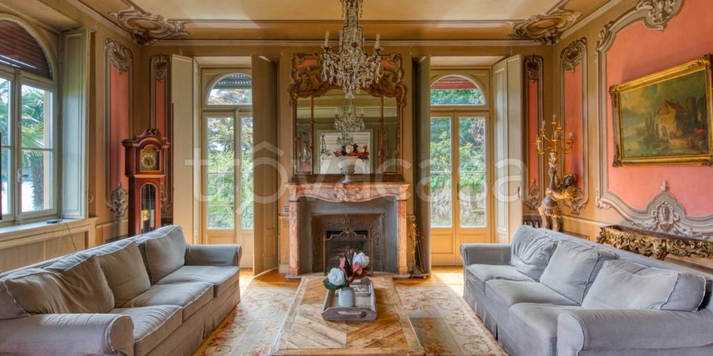 casa indipendente in vendita a Cannobio