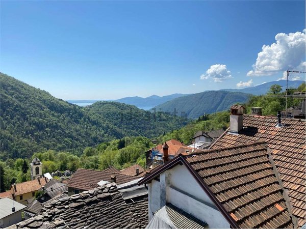 appartamento in vendita a Caprezzo