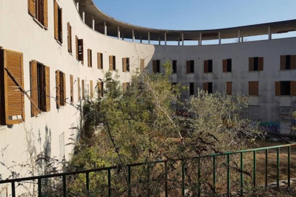 casa indipendente in vendita a Casale Corte Cerro in zona Cafferonio