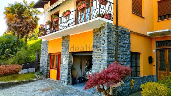 casa indipendente in vendita a Casale Corte Cerro