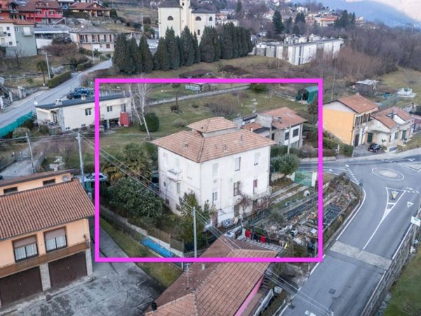 casa indipendente in vendita a Casale Corte Cerro