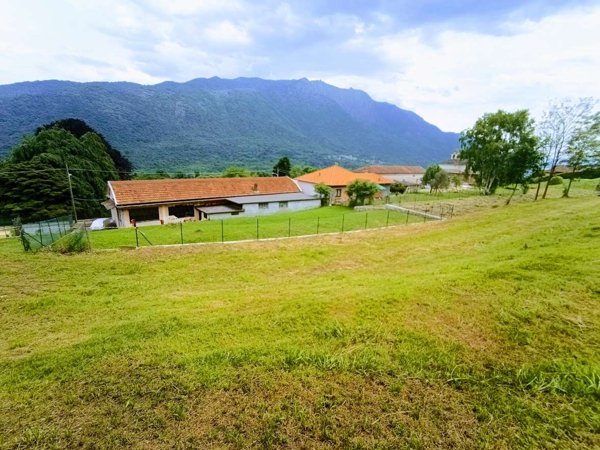 villa in vendita a Casale Corte Cerro