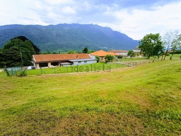 villa in vendita a Casale Corte Cerro