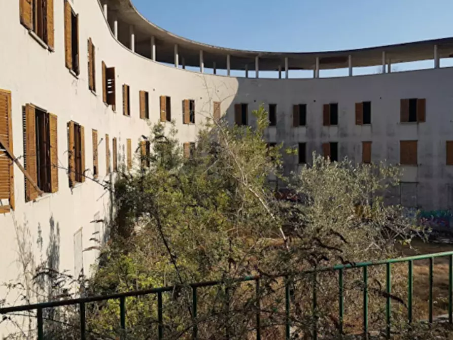 casa indipendente in vendita a Casale Corte Cerro in zona Cafferonio