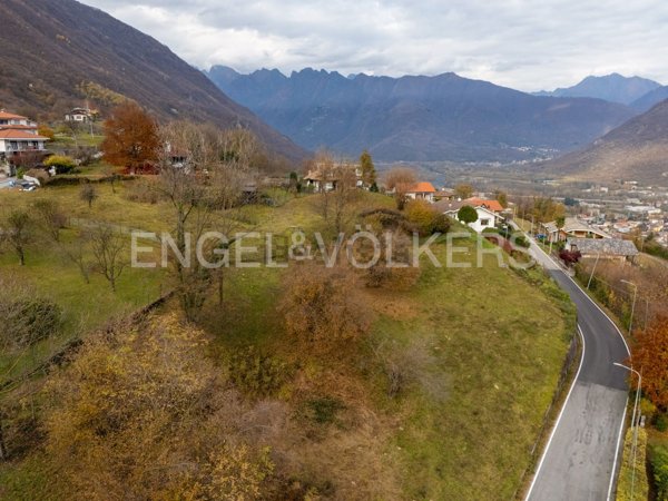 casa indipendente in vendita a Casale Corte Cerro in zona Crebbia