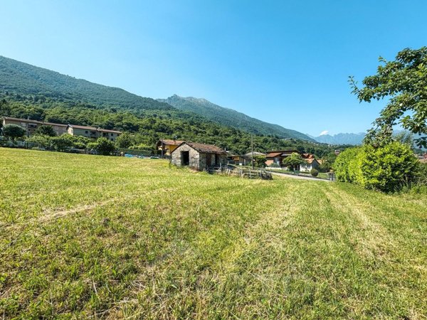 casa indipendente in vendita a Casale Corte Cerro