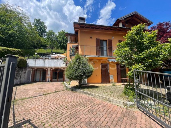 casa indipendente in vendita a Casale Corte Cerro