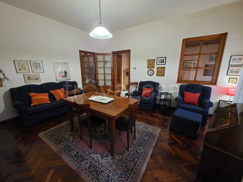 casa indipendente in vendita a Casale Corte Cerro