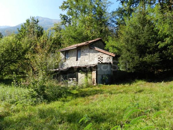 casa indipendente in vendita a Casale Corte Cerro