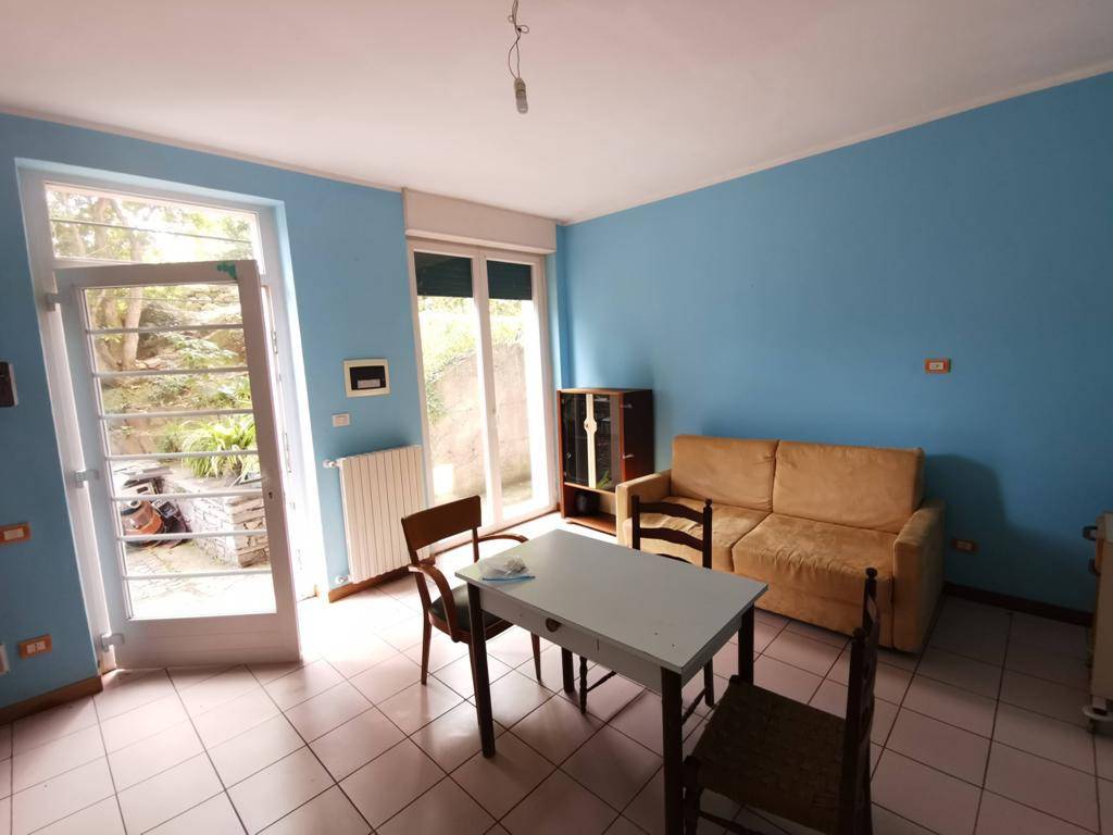 casa indipendente in vendita a Casale Corte Cerro