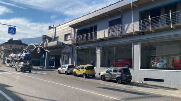 casa indipendente in vendita a Casale Corte Cerro