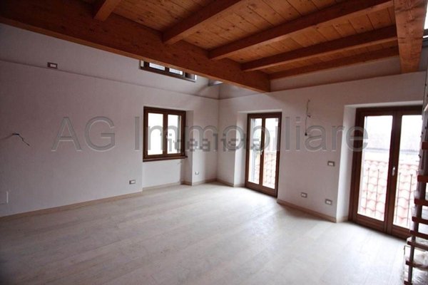 appartamento in vendita a Casale Corte Cerro