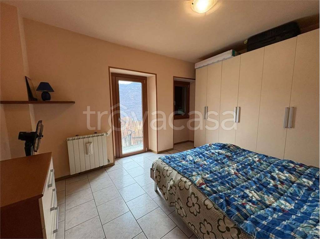 casa indipendente in vendita a Casale Corte Cerro