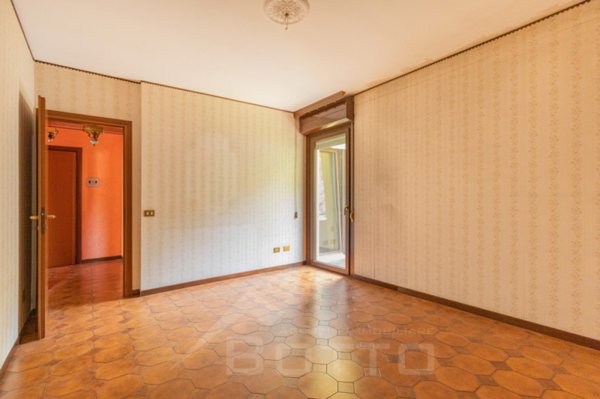 casa indipendente in vendita a Casale Corte Cerro in zona Ramate