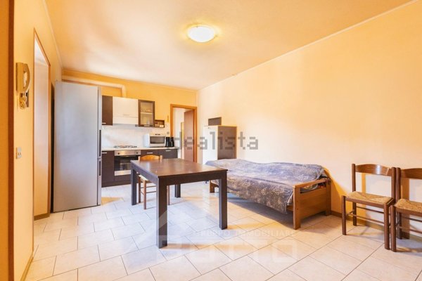 casa indipendente in vendita a Casale Corte Cerro in zona Crottofantone