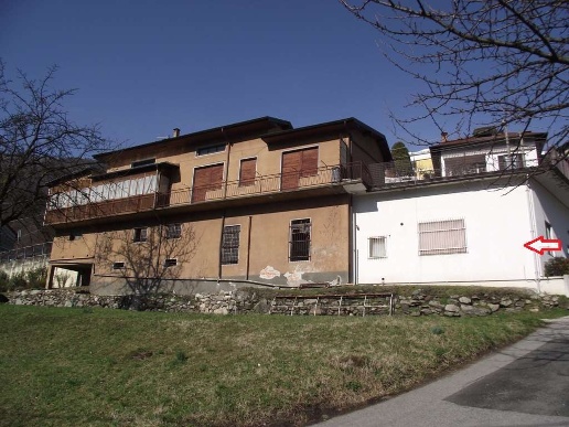 casa indipendente in vendita a Casale Corte Cerro in zona Crottofantone