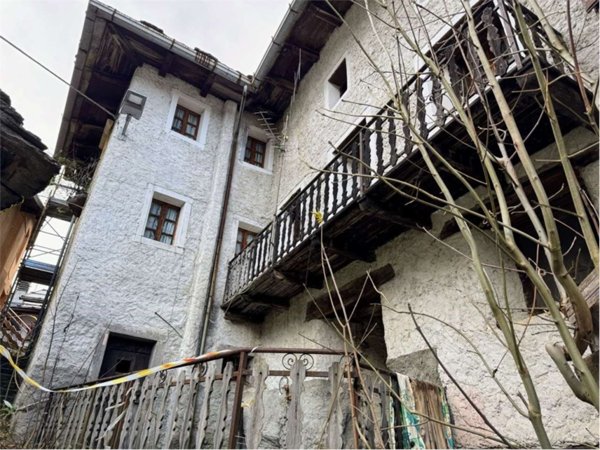 casa indipendente in vendita a Ceppo Morelli in zona Campioli