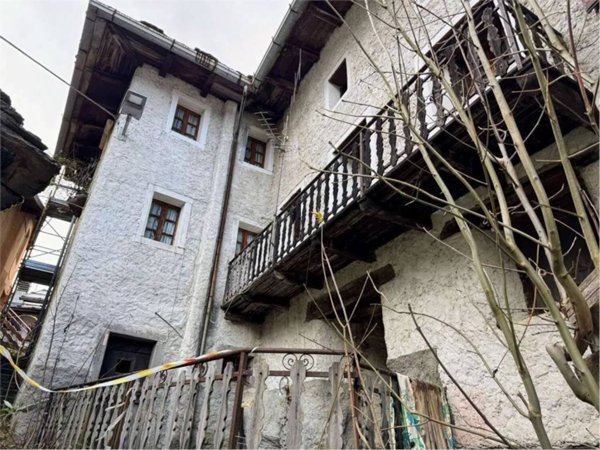 casa indipendente in vendita a Ceppo Morelli in zona Campioli