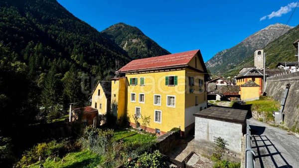 casa indipendente in vendita a Ceppo Morelli